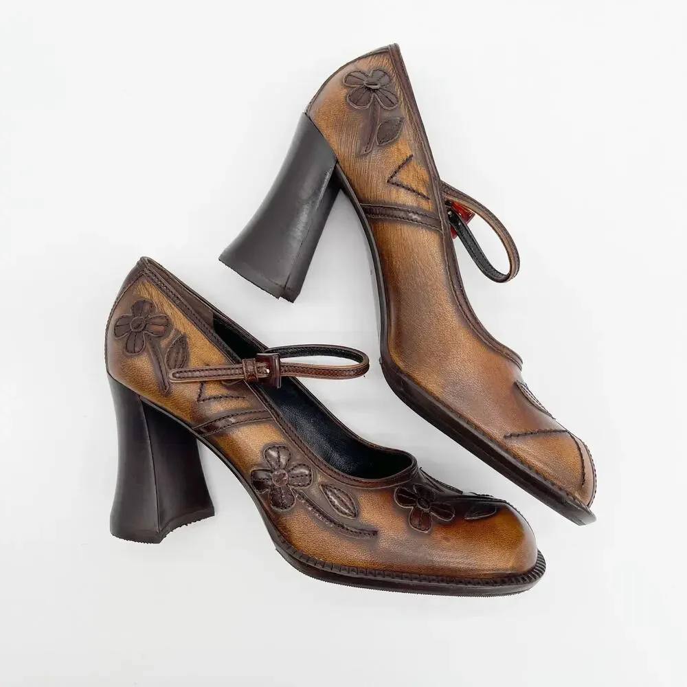 Prada Vintage 1996 Floral Appliqué Antiqued Leather Mary Jane Heels IT 38.5